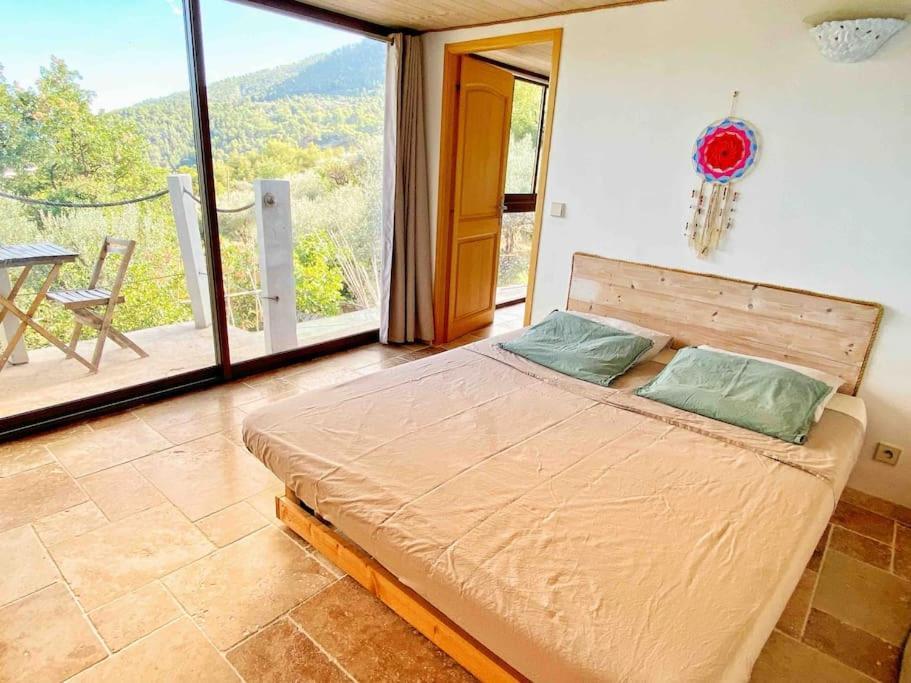 Bas De Villa Au Milieu Des Oliviers. Chateauneuf-Villevieille Luaran gambar